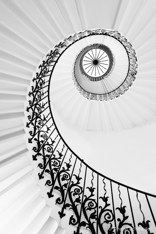 Tulip Staircase 1300