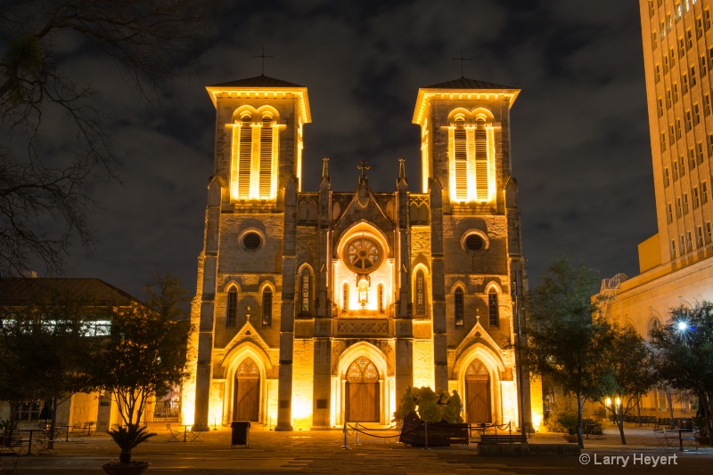 San Fernando Cathedral- San Antonio, TX - ID: 13710679 © Larry Heyert