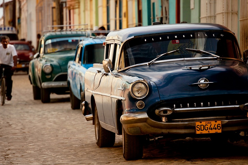 Three Blue Cars, Trinidad - ID: 13713409 © Susan Gendron