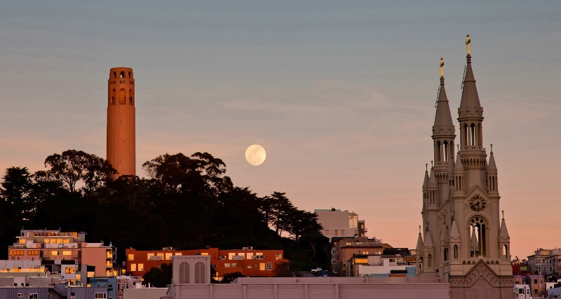 Full Moon Rising