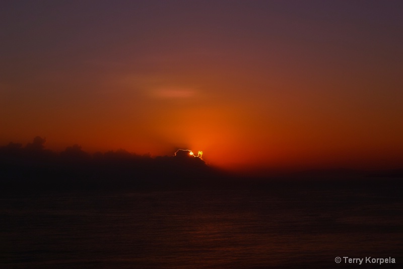 Sunrise in the Caribbean - ID: 13735933 © Terry Korpela