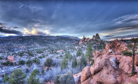 The Sun Goes Down Over The Garden Of The Gods