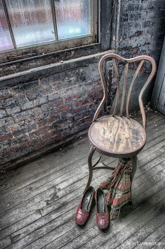 This Chair was Made for walking - ID: 13755381 © Ann Lyssenko