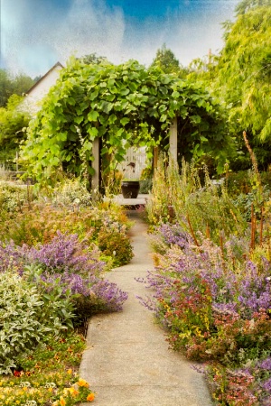 The Romantic Garden - Hatley House