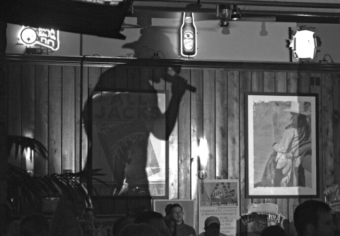 0502051059361shadow dancer 4252 - ID: 13779396 © John W. Davis