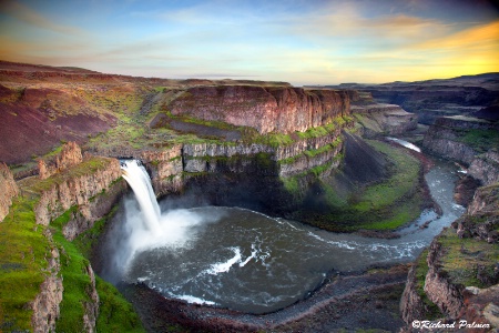 Sunrise at Palouse Falls