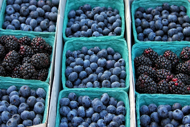 Black & Blue Berries