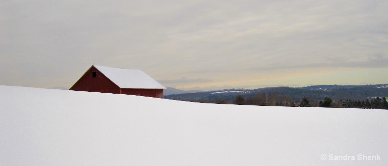 Barn - ID: 13799685 © Sandra M. Shenk