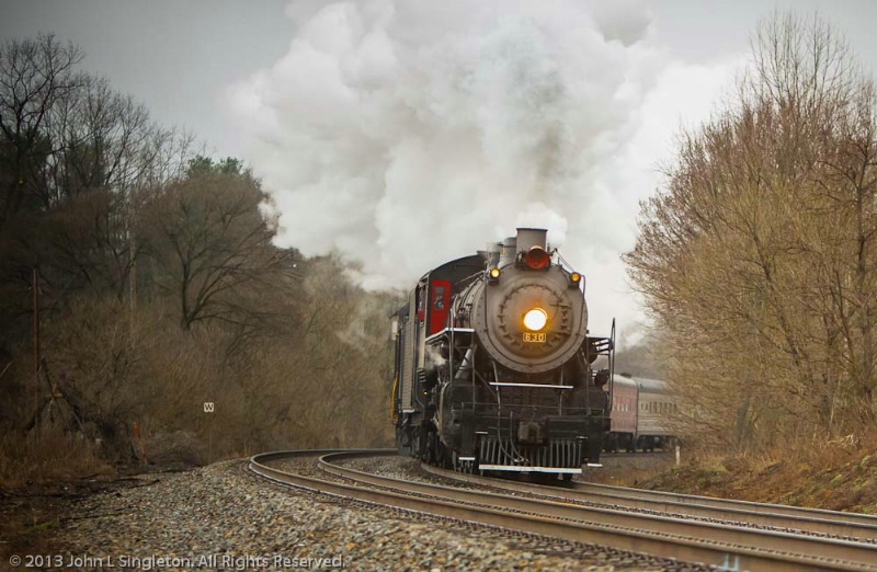 Steaming Around the Bend - ID: 13830133 © John Singleton