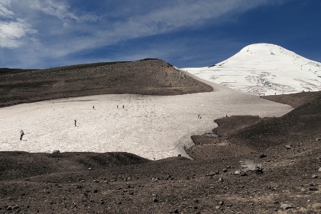 Walking over Osorno glacier