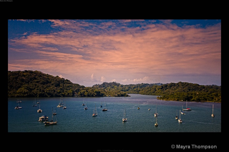 Portobelo Harbor - ID: 13896871 © Mayra Thompson