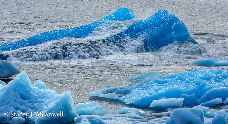 Rolling Iceberg - ID: 13905280 © Stacey J. Meanwell