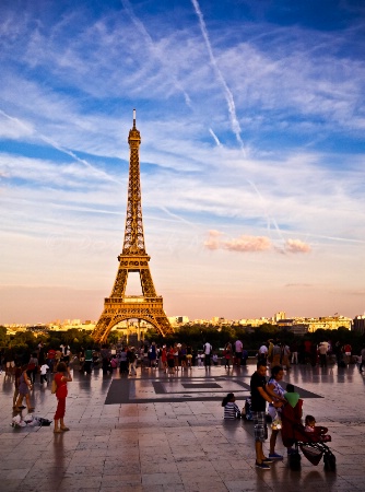 ~ ~ EIFFEL TOWER FAMILY STROLL ~ ~