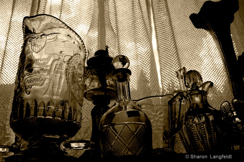 glass in the shadow tinted - ID: 14079035 © Sharon L. Langfeldt