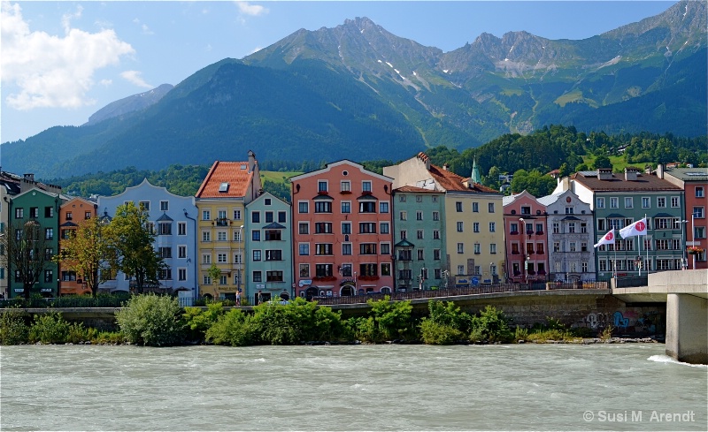 Colorful Houses along the River Inn - ID: 14089276 © Susanne M. Arendt