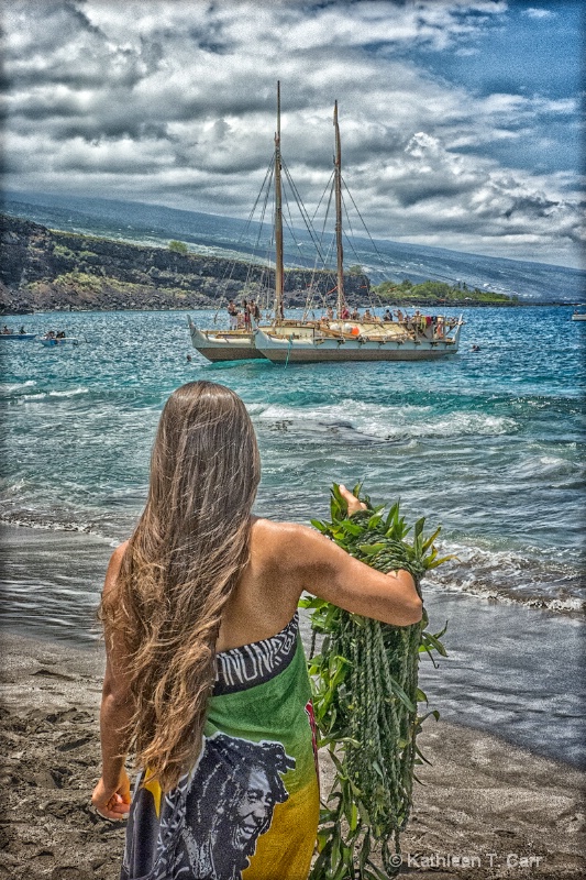 Leis for Hokule'a 205