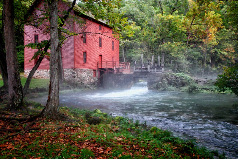 PHOTO OF THE DAY - Alley Mill in the Mist