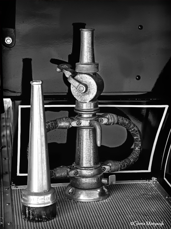 1925 Antique fire engine - Cosmopolitan