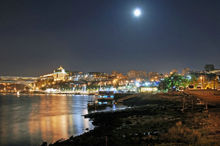 Moonlight in Porto/Gaia