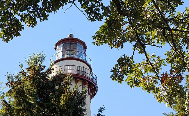 Grosse Point Lighthouse - ID: 14204418 © Jeff Gwynne