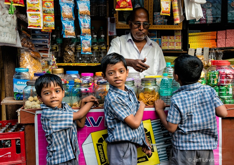 Schools Out, Tiruvannamalai, India     - ID: 14271273 © Jeff Lovinger