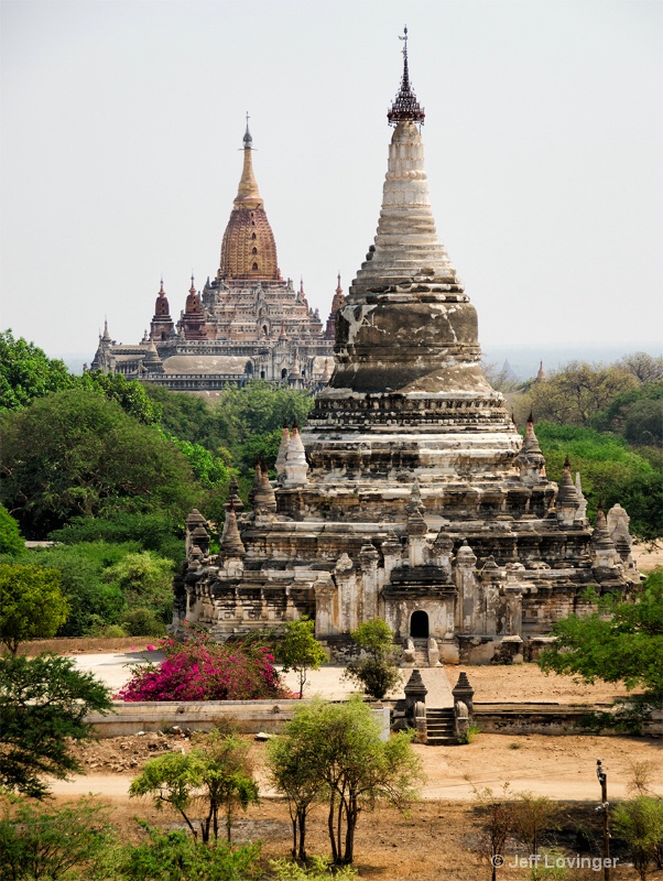 Temple Ruins, Bagan, Myanmar    - ID: 14271291 © Jeff Lovinger