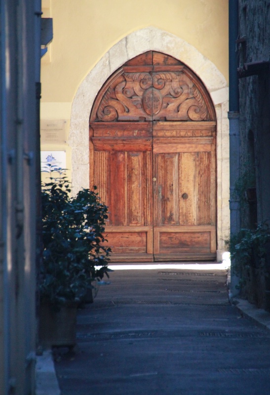 A door from Antibes