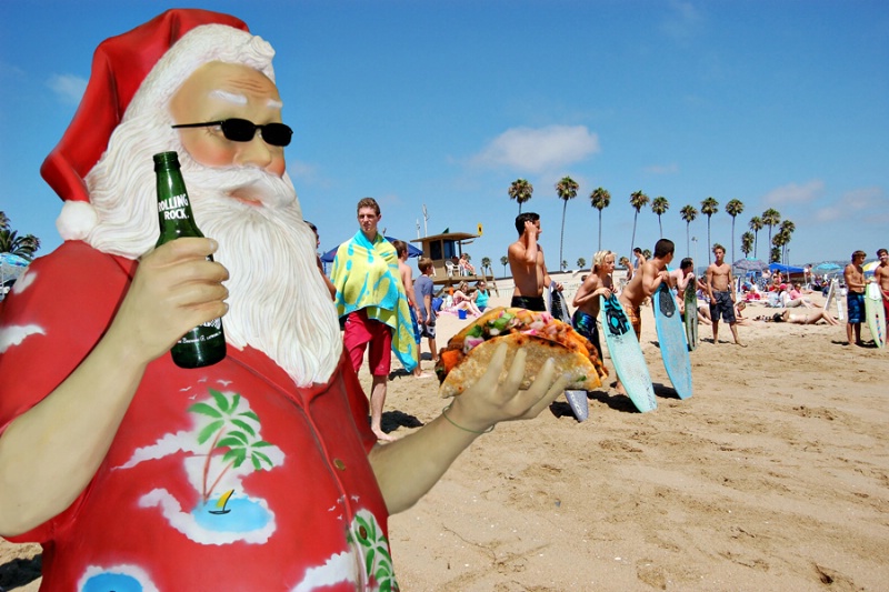 Surfer Santa