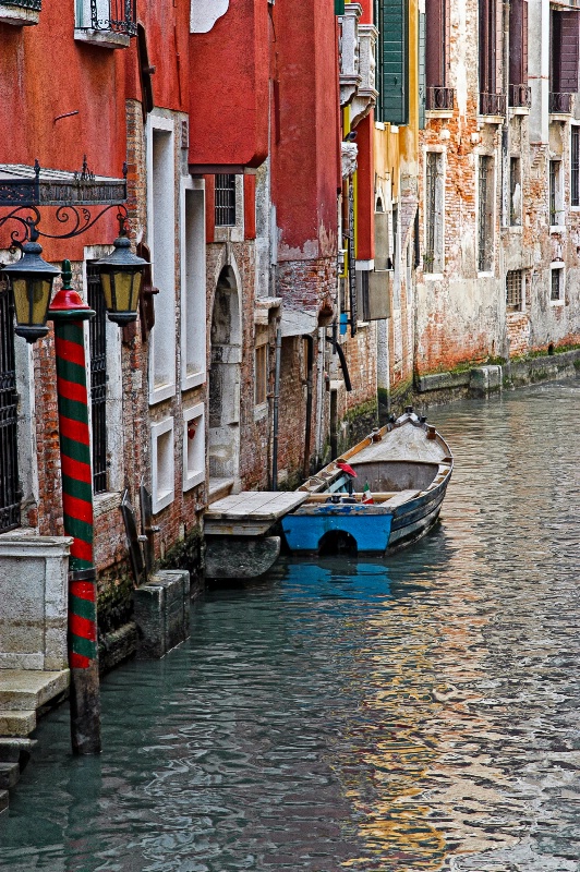 Back Door Row Boat