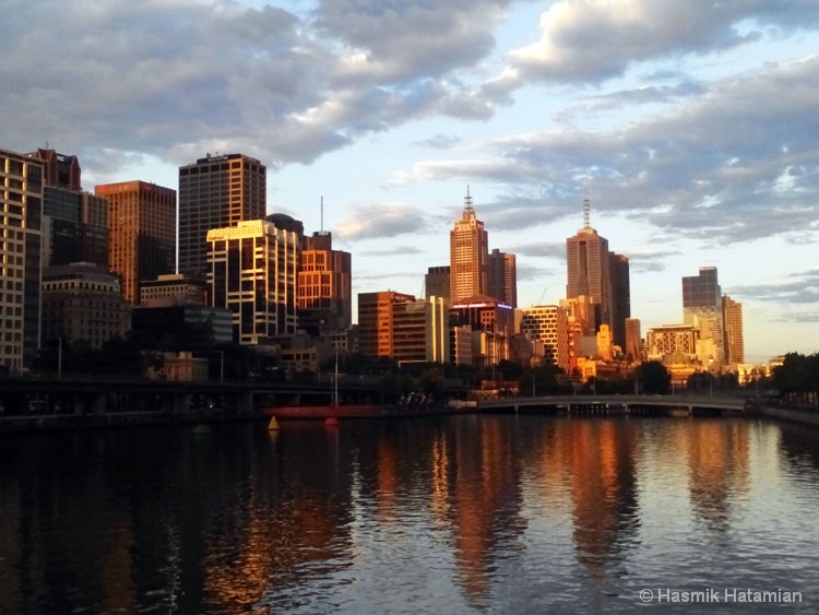 Melbourne at dusk - ID: 14358188 © Hasmik Hatamian