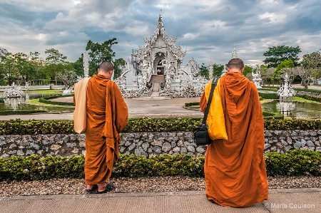  Tourist Monks