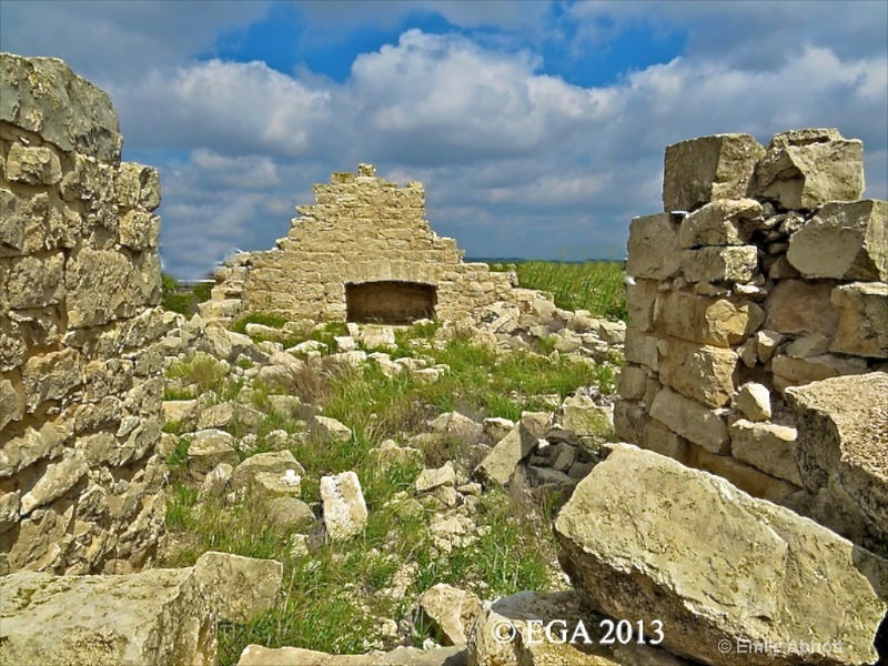 Fort Meyers Kitchen Ruins - ID: 14373664 © Emile Abbott