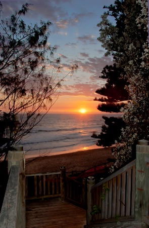 Flynns Beach Sunrise.