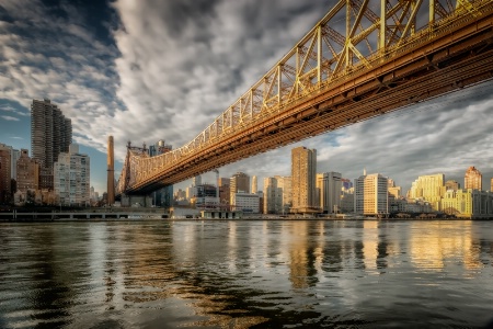 A Bridge With Three Names