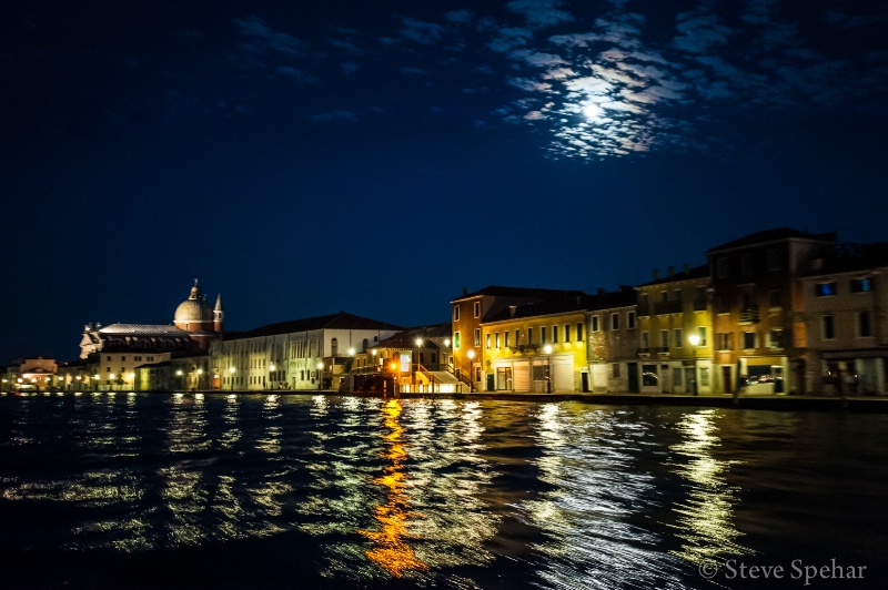 Moon Over Giudecca