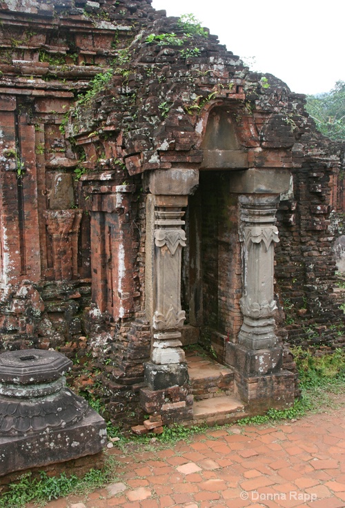myson temple doorway-sm
