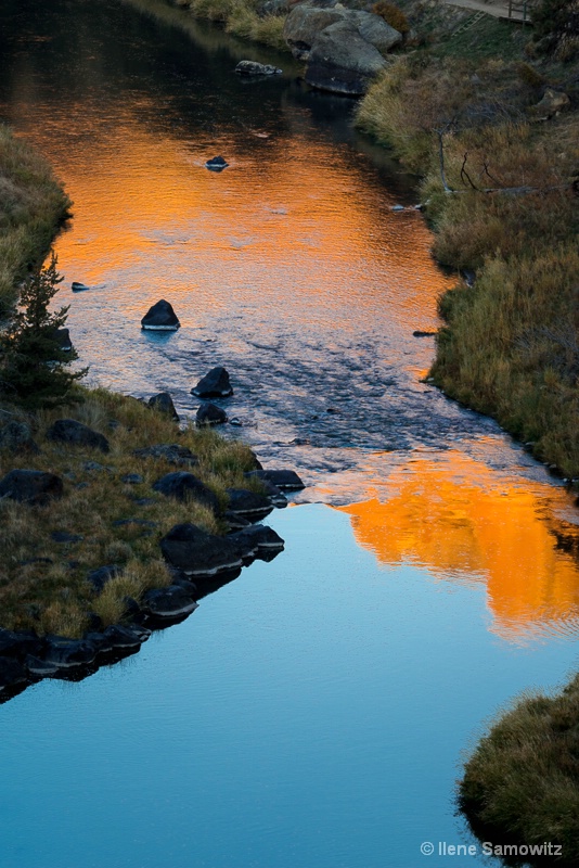Crooked River Reflections