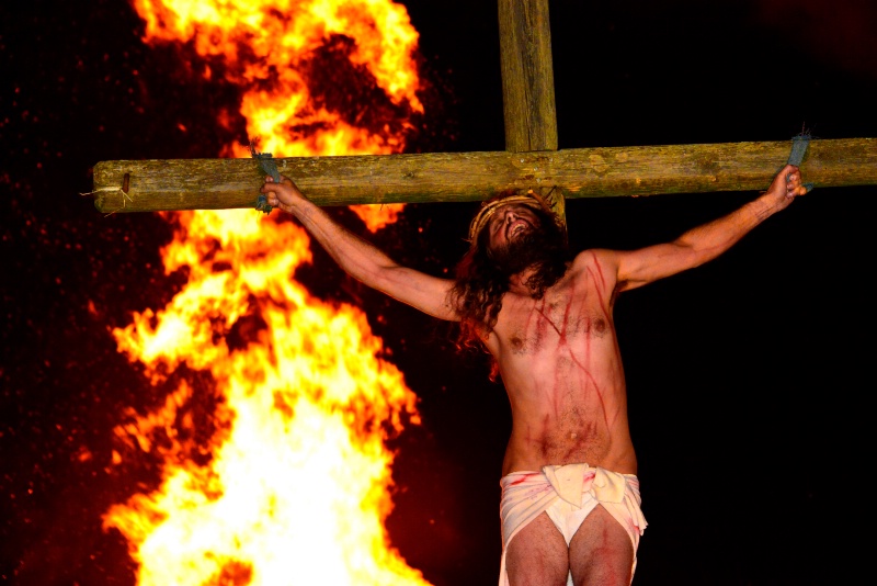 Holy Week: Crucifixion 