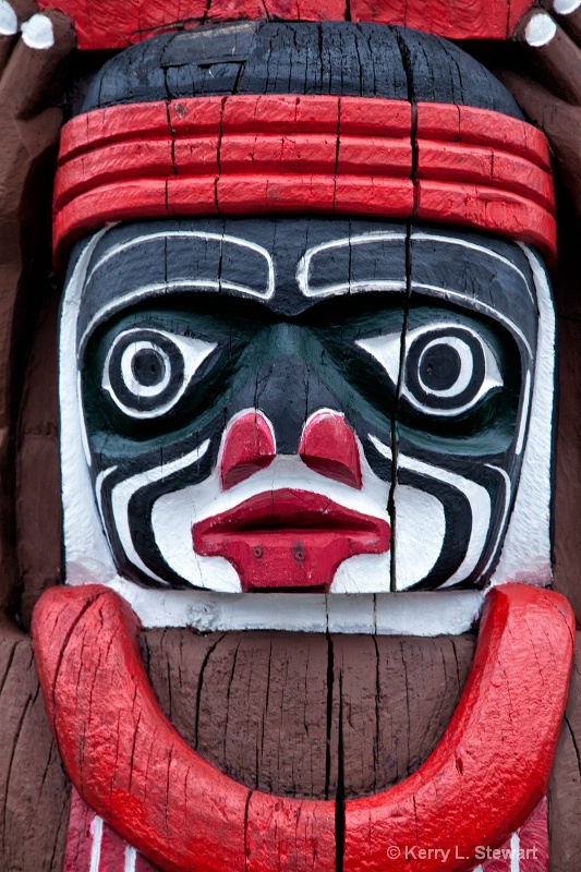 Totem Close-up - ID: 14510729 © Kerry L. Stewart