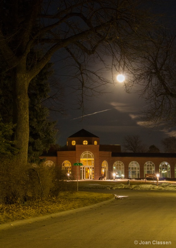 Full Moon on a Winter Evening