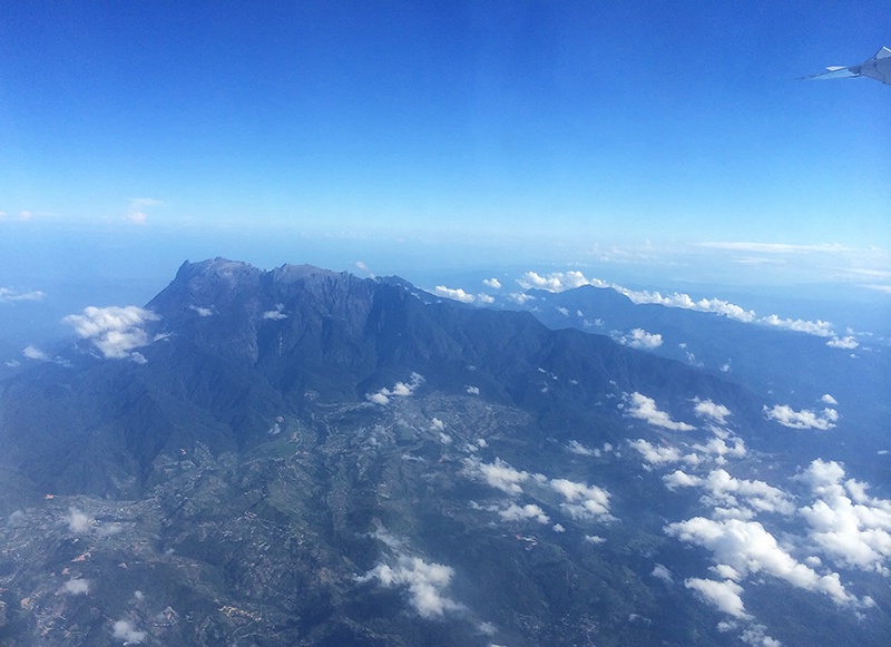 First Glimpse - Mt Kinabalu - ID: 14557410 © Mike Keppell