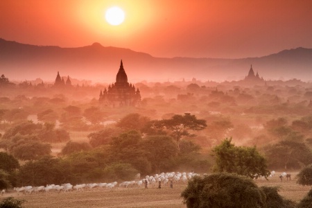 ~~ Bagan ... the Holy Empire ~~