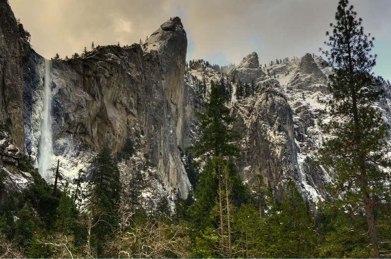 Bridalveil Falls and Leaning Tower