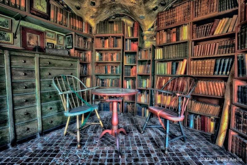 A Round Reading Room