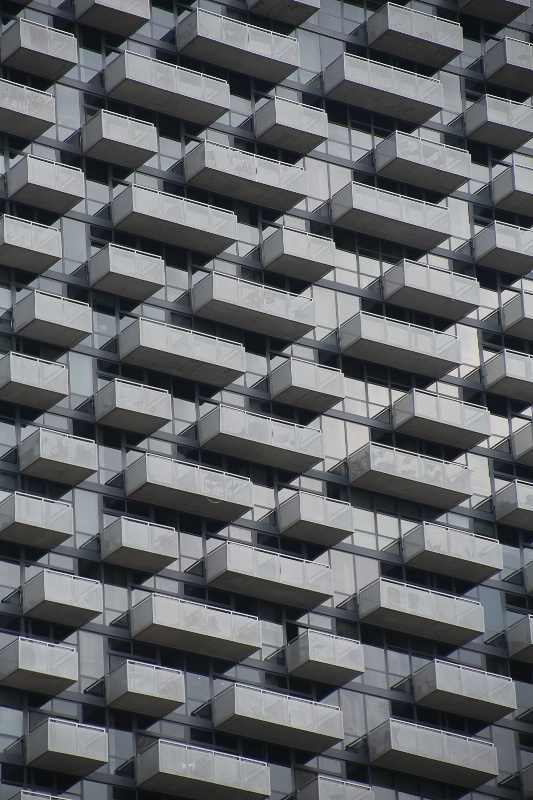 Balcony Illusion