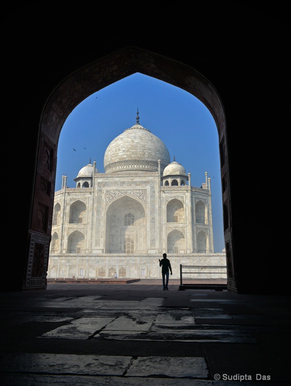 taj  1