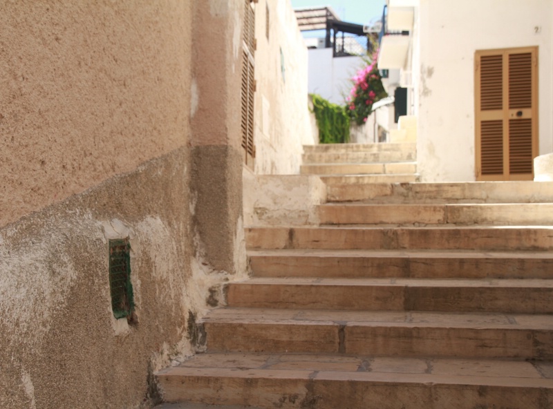 Polignano a Mare: stairs
