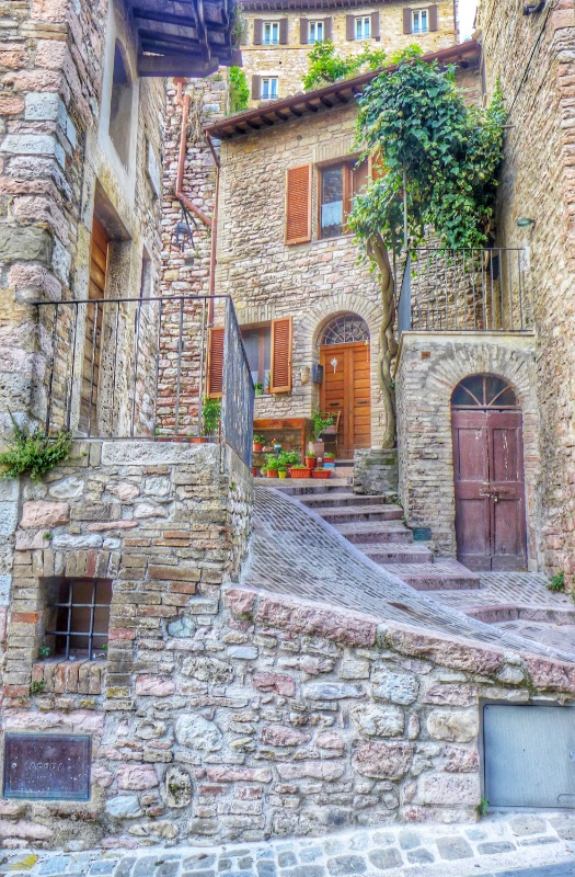Assisi Alleyway