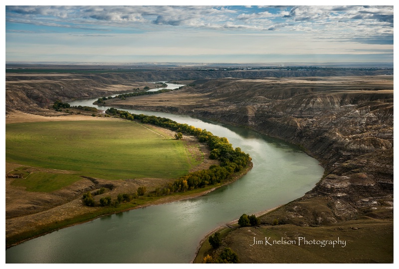 South Saskatchewan River at Medicine Hat - ID: 14692495 © Jim D. Knelson