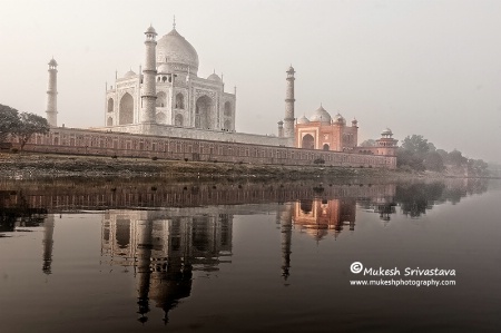 Taj Mahal At Dawn Time